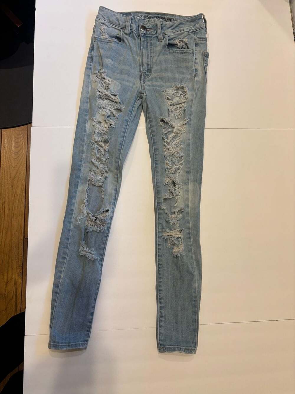 American Eagle Hi-Rise Jegging Distressed Jeans Size 0 Short